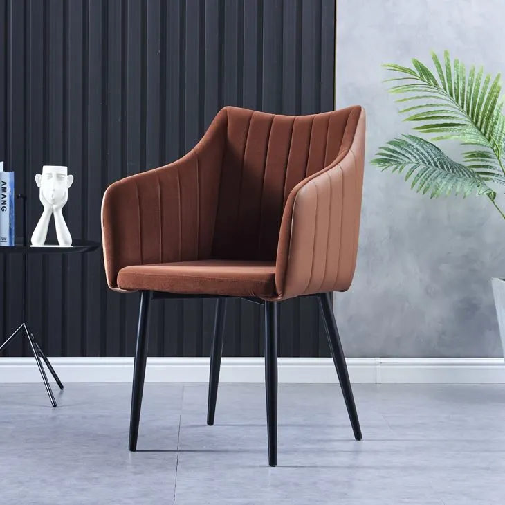 Silla de comedor con costura trasera vertical